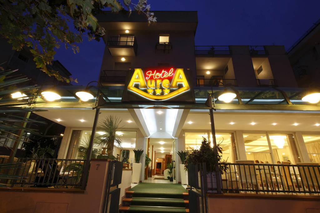 Hotel Aurea Римини Экстерьер фото